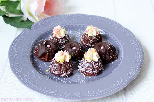 schoko mini guglhupf,mini guglhupf,schokoladen-guglhupf,thermomix rezept