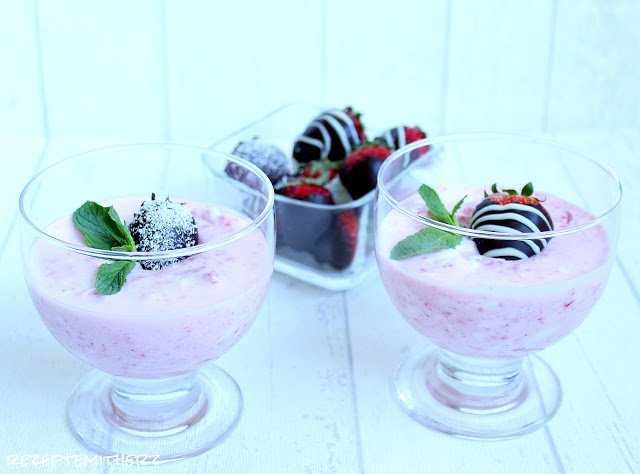 erdbeercreme,erdbeer dessert, thermomix rezept