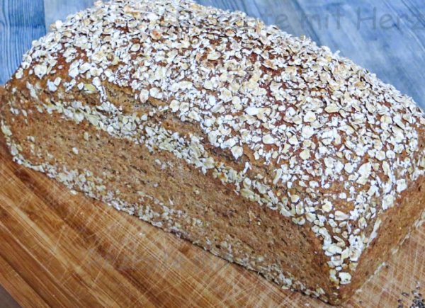 Sechs-Korn-Brot mit Chiasamen und Quinoa – food with love