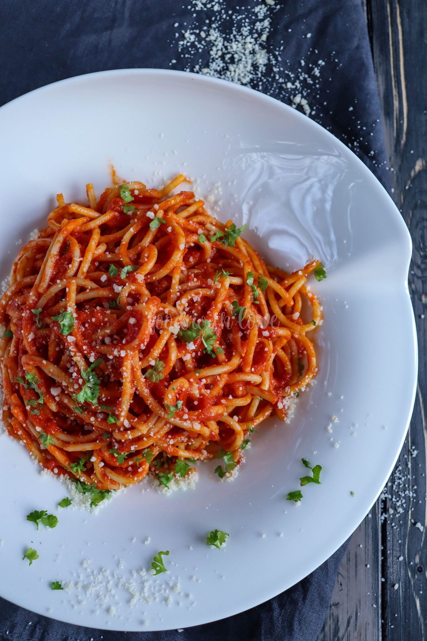 Spaghetti all`Arrabiata – food with love