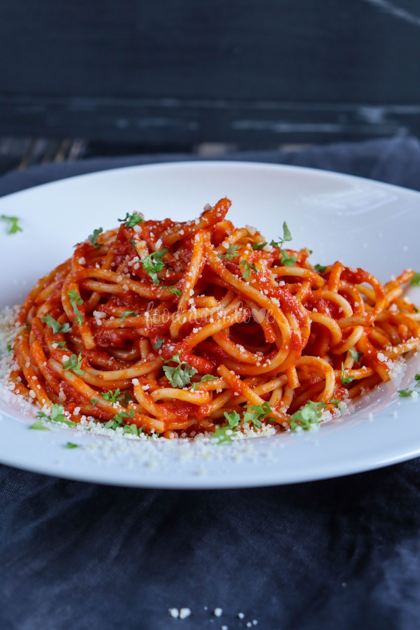 Spaghetti all`Arrabiata – food with love