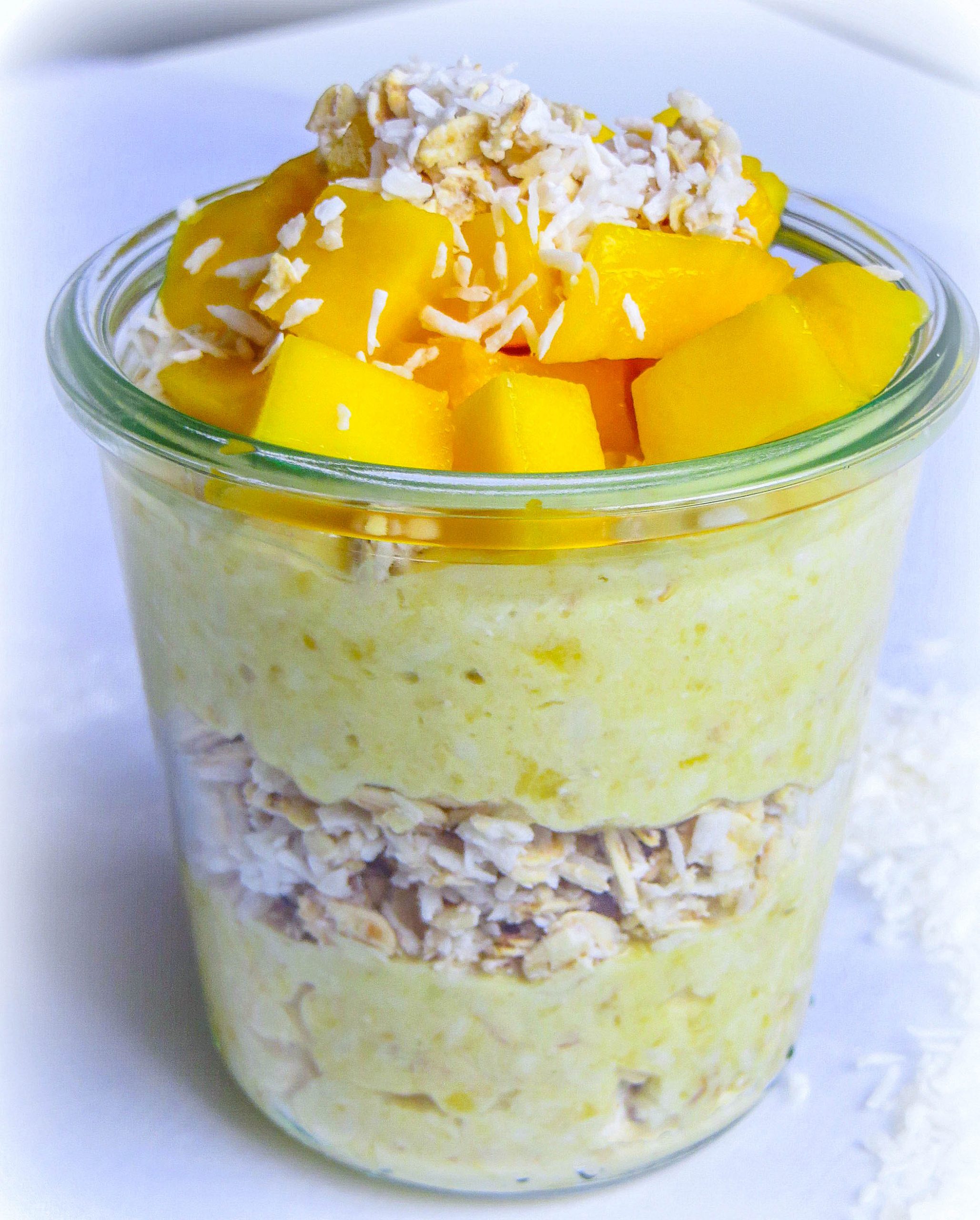 Mango-Joghurt mit Kokos-Haferflocken – Food with Love – Thermomix ...