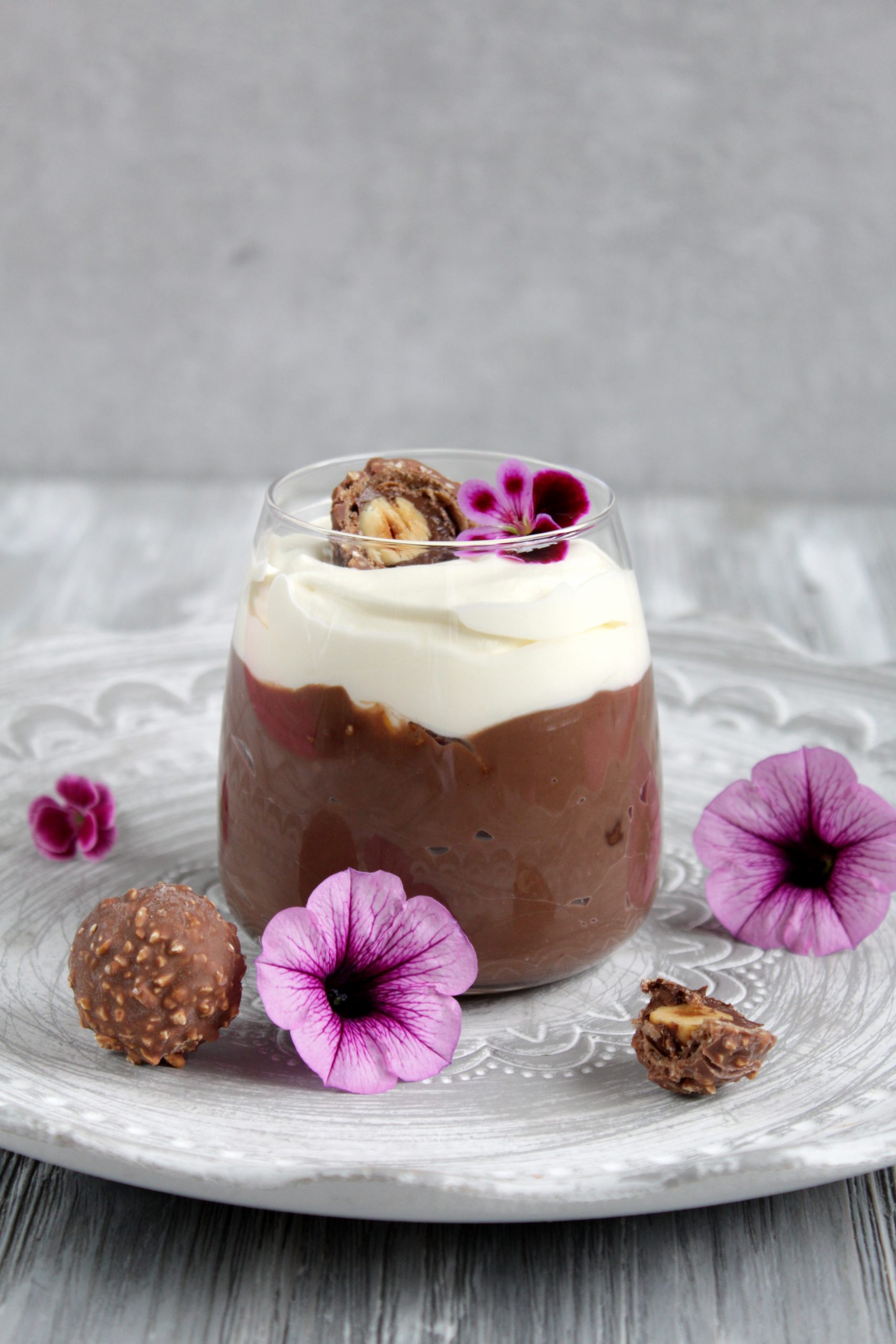 Schokoladenpudding mit Knuspercrunch – food with love