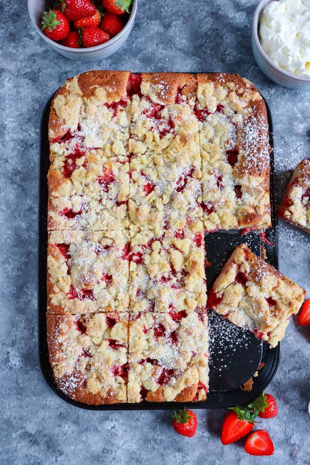 Erdbeer-Streuselkuchen – food with love
