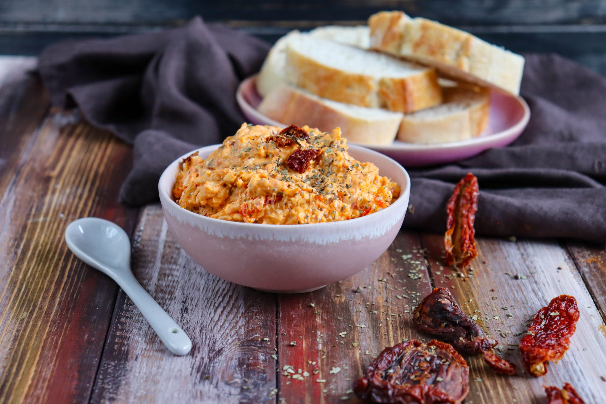 Tomaten-Feta-Dip – food with love