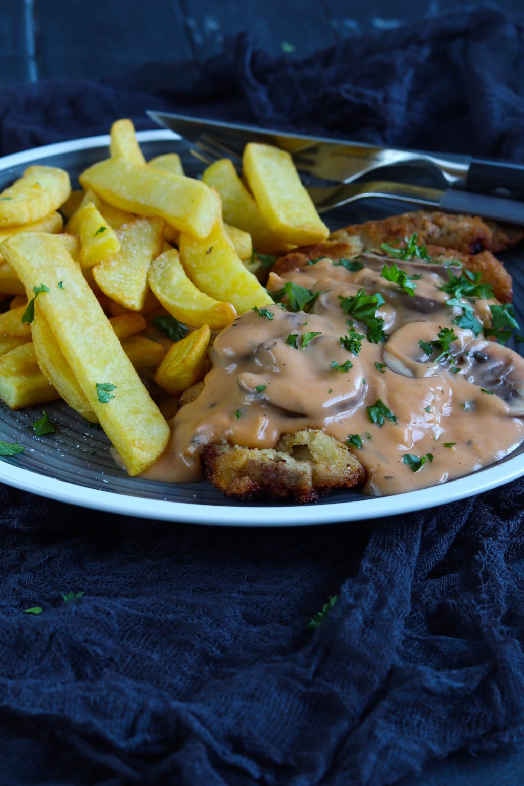 Champignon-Rahmsauce zu Schnitzel, Frikadellen und Co. – Food with Love ...