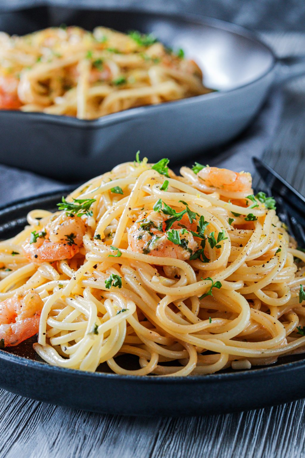 Pasta mit Garnelen in Tomaten-Sahnesauce – food with love