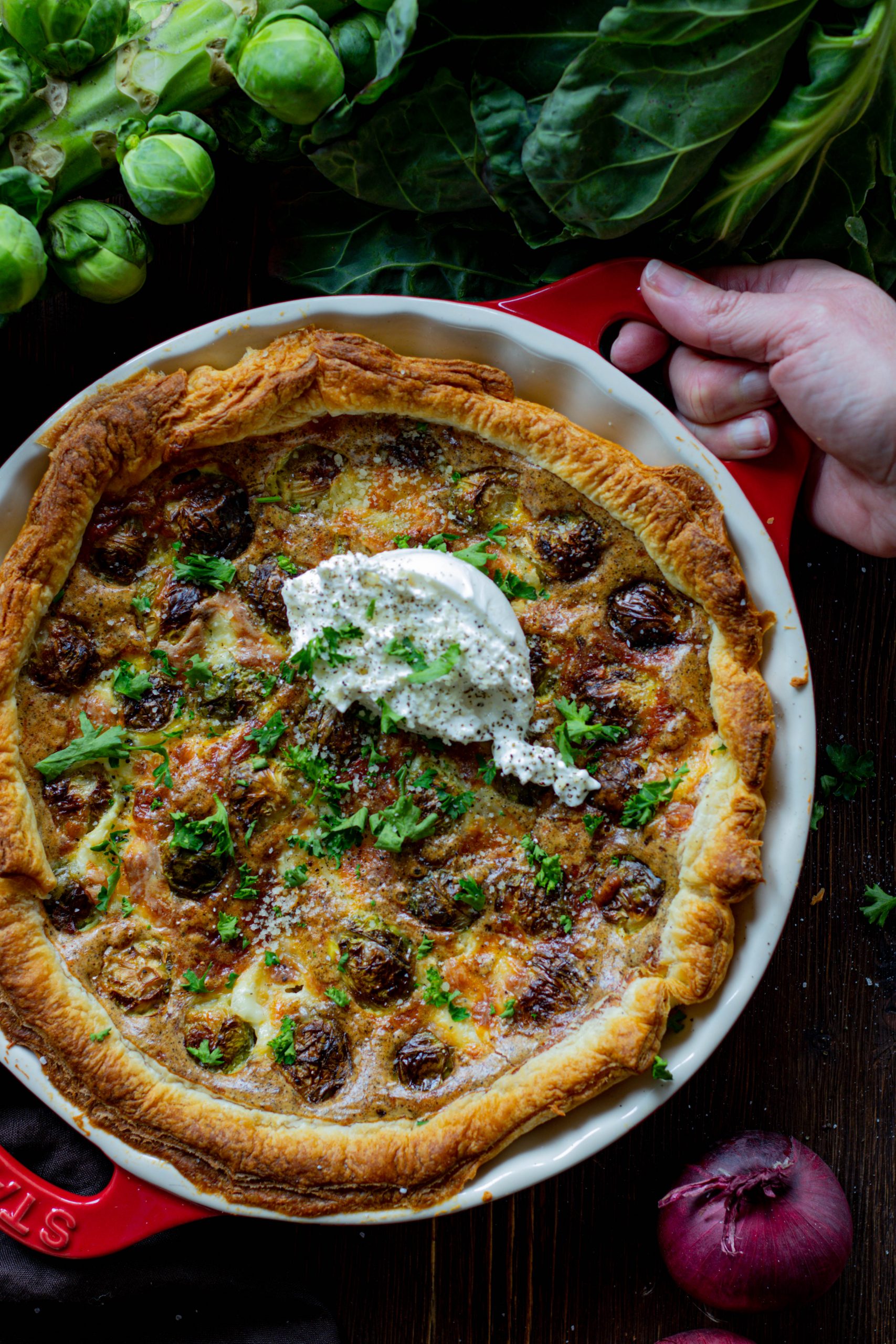 Rosenkohl Quiche mit Salsiccia und Burrata