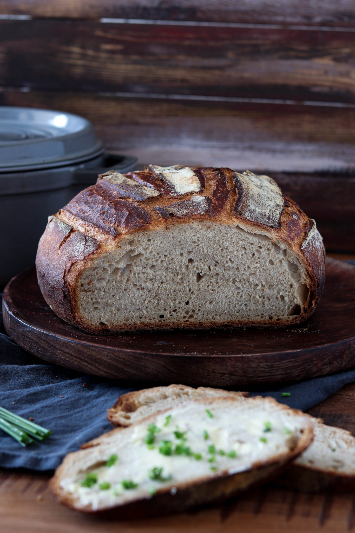 Knusprig und lecker | Einfach Brot backen – Food with Love – Thermomix ... Knusprig und lecker | Einfach Brot backen – Food with Love – Thermomix ...