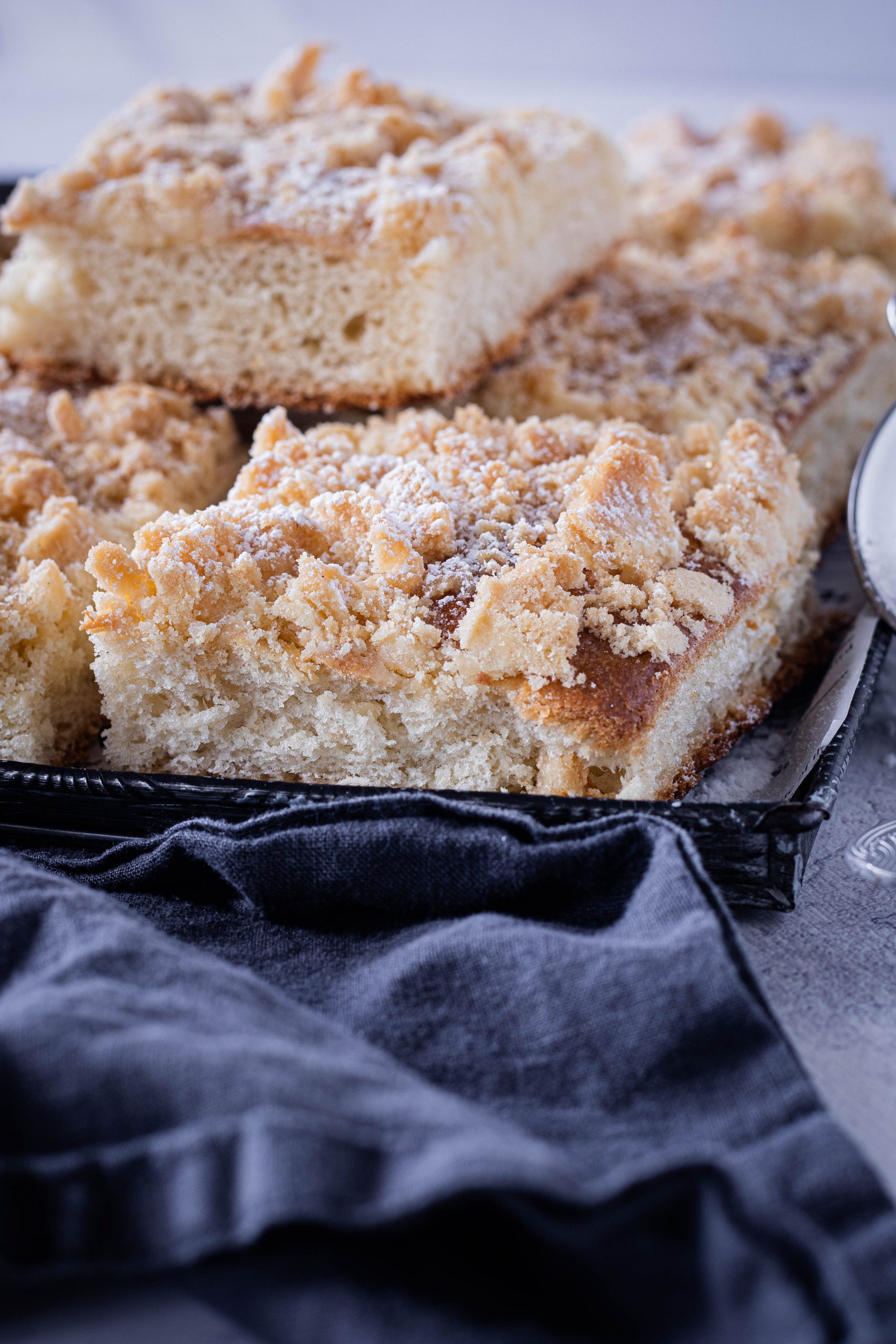 Streuselkuchen nach Oma | saftig vom Blech