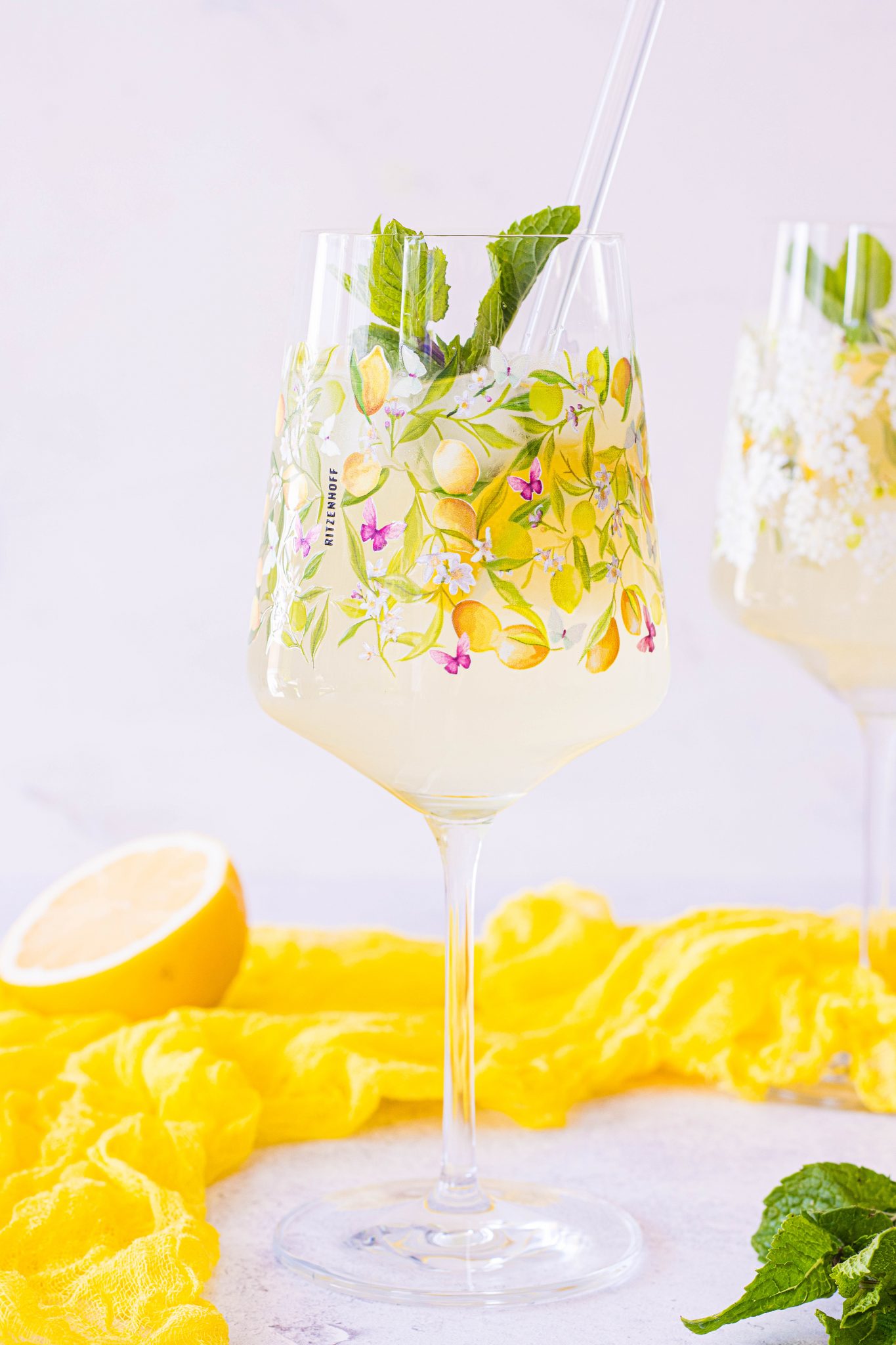 Limoncello Spritz – der sommerliche Zitronen Cocktail