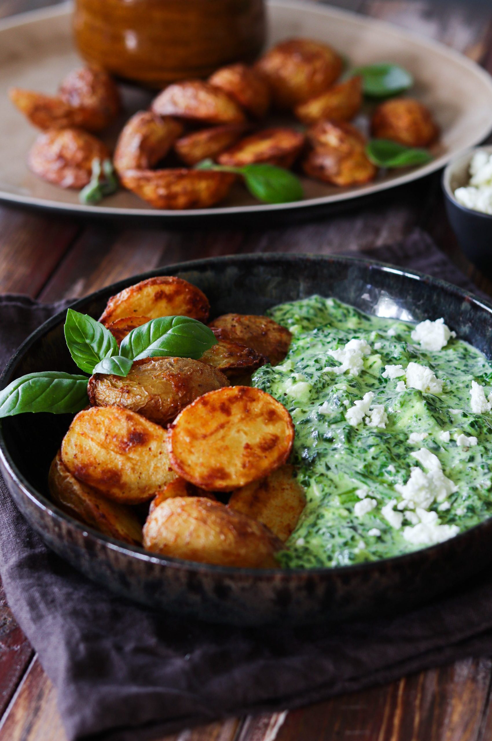 Ofenkartoffeln mit Spinat-Feta-Sauce